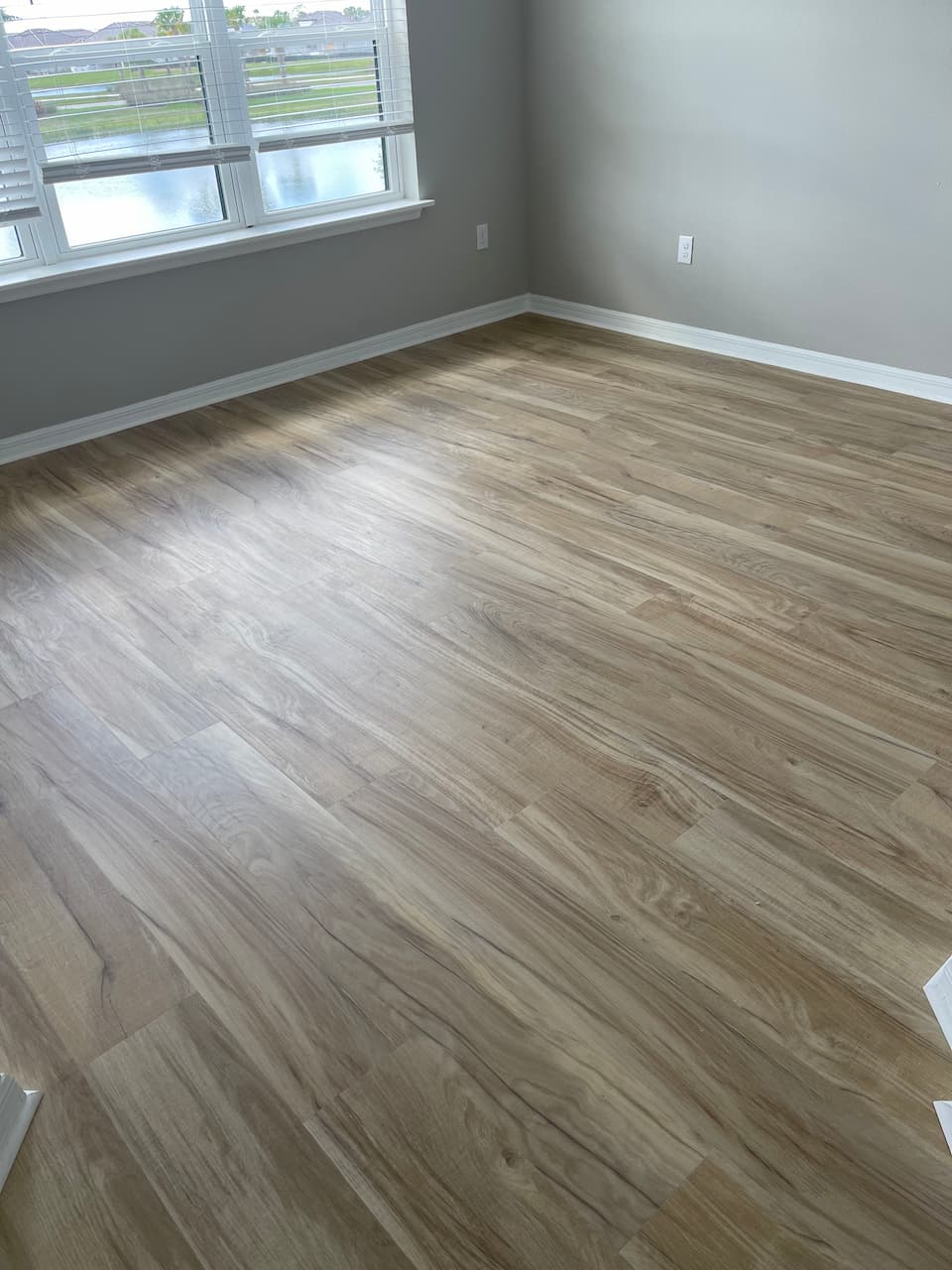 Laminate flooring installation by SVR FLOORS in Largo, Florida